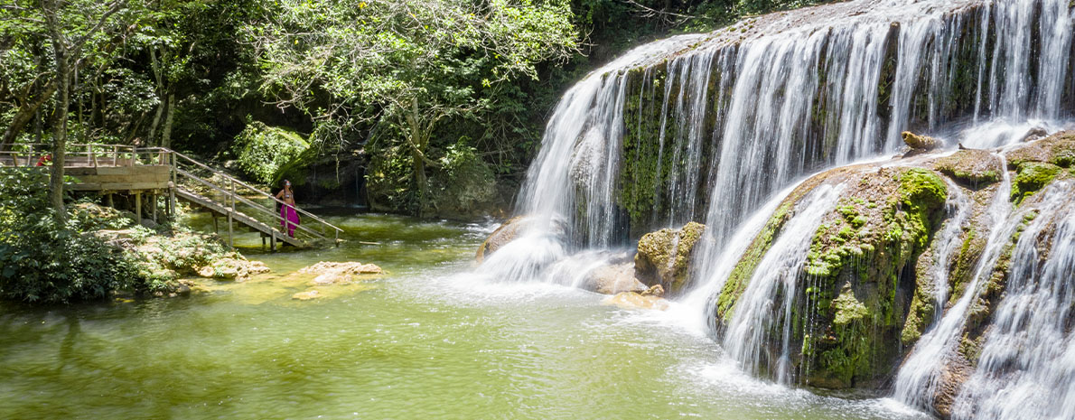 Parque das Cachoeiras - Trilha e Cachoeiras + Day use - com transfer de hotéis em Bonito