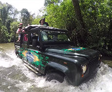 Land / Sea Tour - Return by Land Rover and return by Super Boat