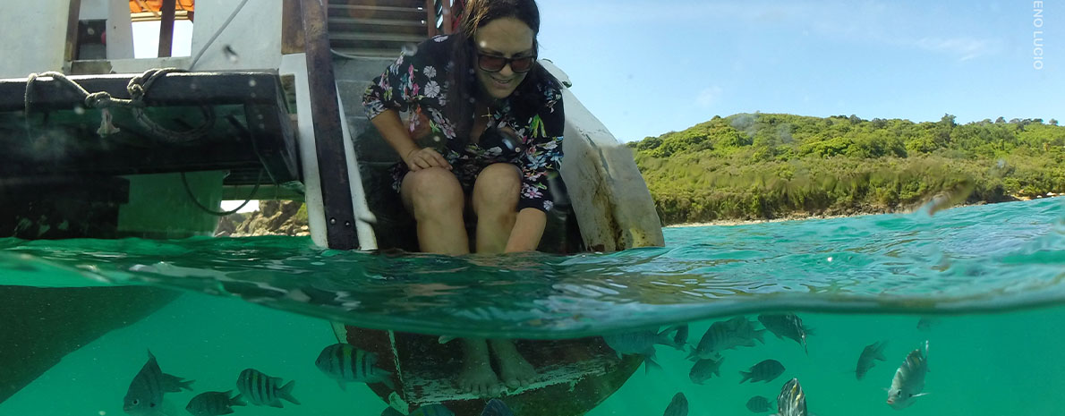 Prancha Submarina (Entardecer Vip) + Ilhatur + Canoa Havaiana + Caminhada Histórica (4 dias)
