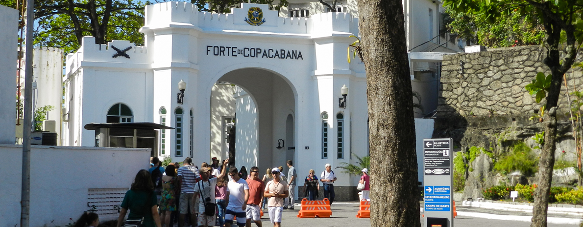 Observatórios do Mar: um Forte, um Mirante e uma Fortaleza