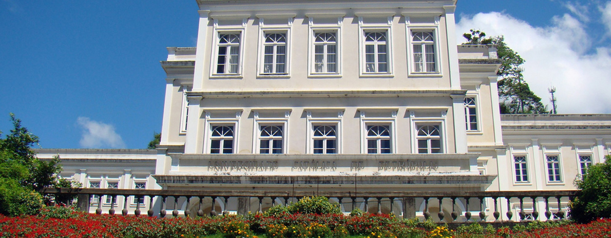 Petrópolis com visita à Cervejaria Bohemia e Museu Imperial - saida do Rio de Janeiro