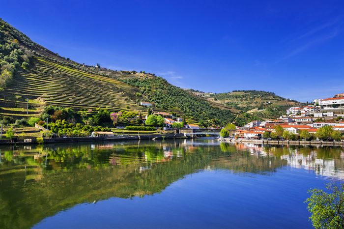 Cruzeiro no Douro: Subida de barco até ao Pinhão