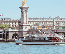 Vedettes de Paris – Passeio de Barco Guiado sem bebida - Diurno