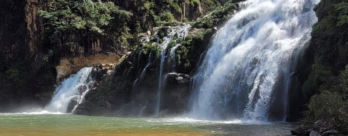 Combo Capitólio: Passeio à Cachoeira Maria Augusta (parte baixa) + Cachoeira Maria Augusta (parte alta) ou Cachoeira do Tamanduá