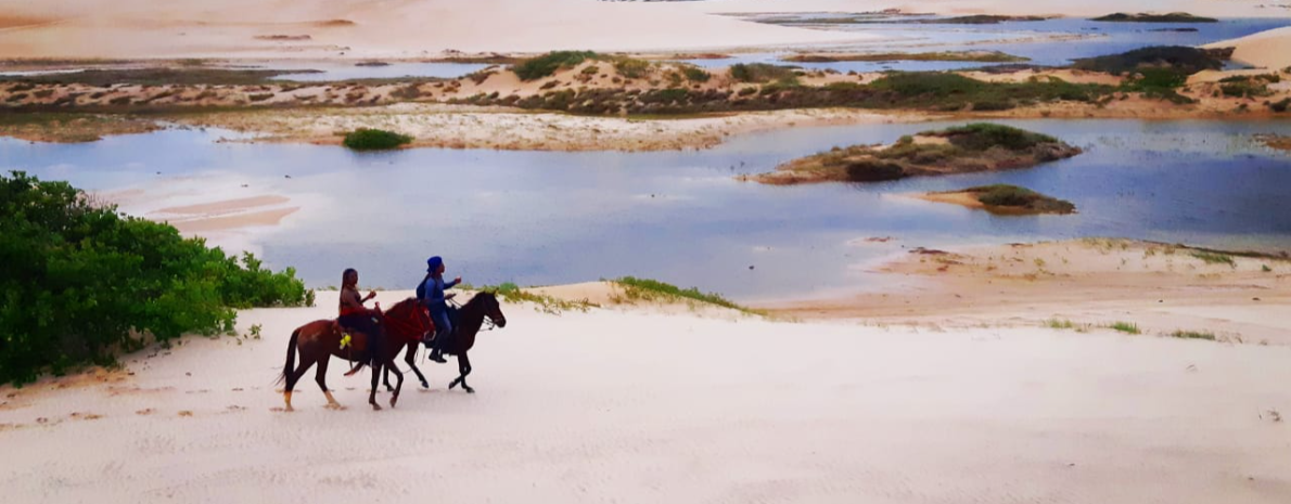 Cavalgada nos Lençóis Maranhenses ao pôr do sol - Saída de hotéis em Atins