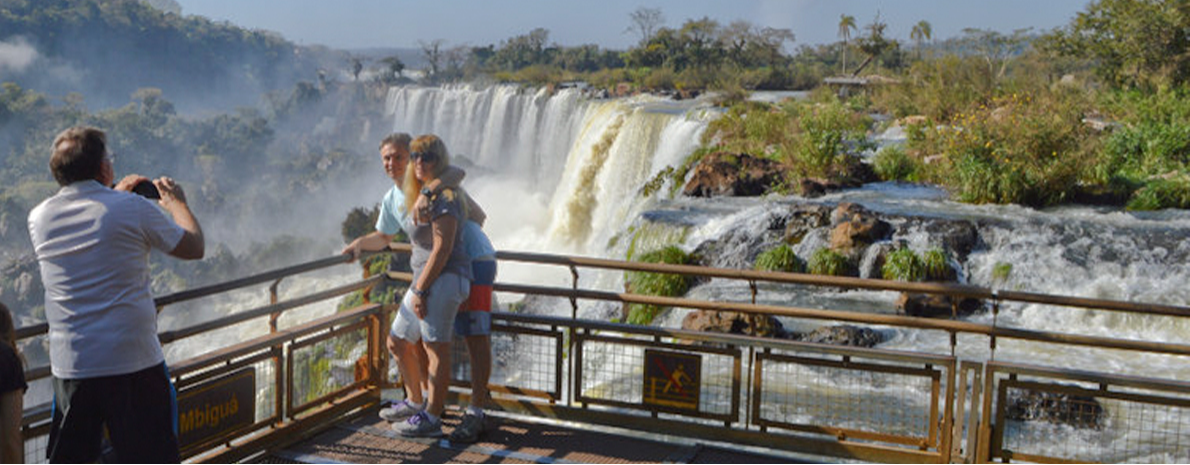 Combo - Cataratas brasileiras + Parque das aves + Cataratas Argentinas (Com ingressos)