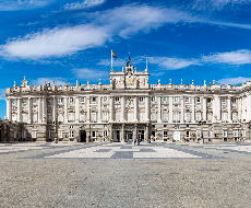 Visita guiada a pé ao Palácio Real - período manhã