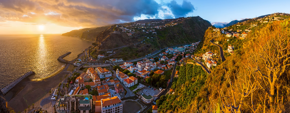 Jantar típico & Bailinho da Madeira - Saída do Funchal