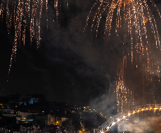 New Year&#39;s Eve in Porto: Cruise on the Douro River with Dinner and Entertainment with DJ