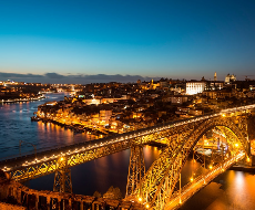 New Year&#39;s Eve in Porto: Cruise on the Douro River with dinner and DJ - program 2