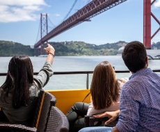 Tudo em 1: Ônibus Turístico + Bonde Histórico +  Yellow Boat -  72h