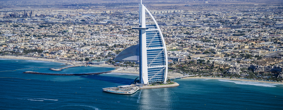 Transfer ida e volta Privativo - Aeroporto de Dubai para Hotéis na parte central de Dubai