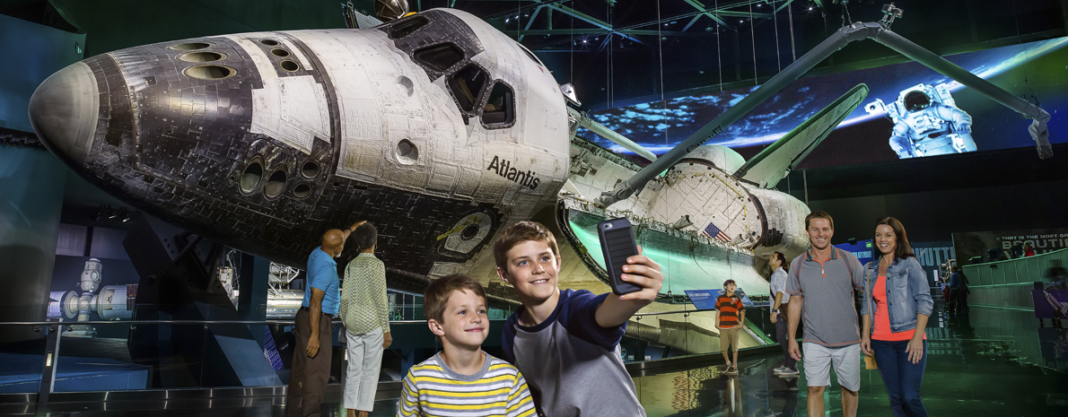 Transfer de saída de hotéis de Orlando para hotéis em Miami (Via Kennedy Space Center) ou vice versa 