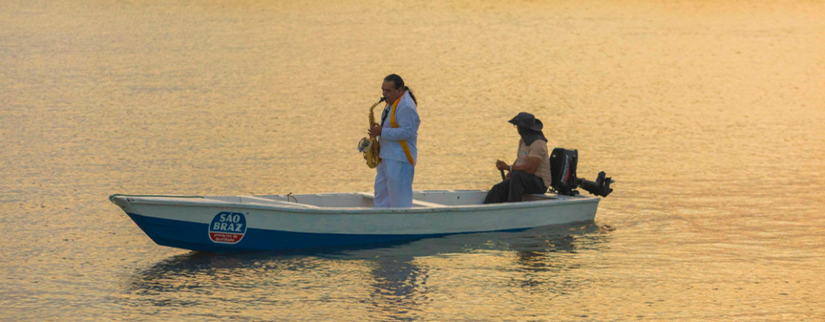 Transfer de Chegada e Saída + Entardecer na Praia do Jacaré com Bolero de Ravel